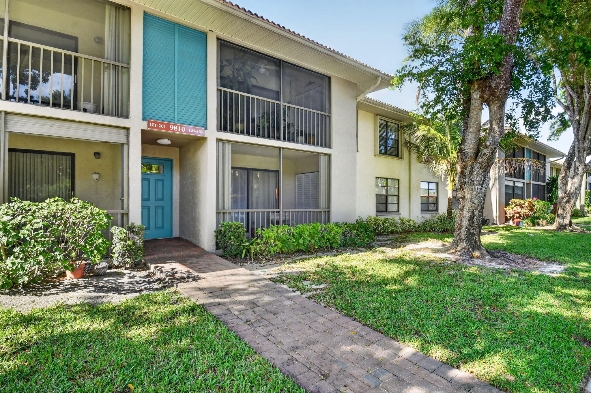 9810 Pineapple Tree Drive 103 Property Photo 3