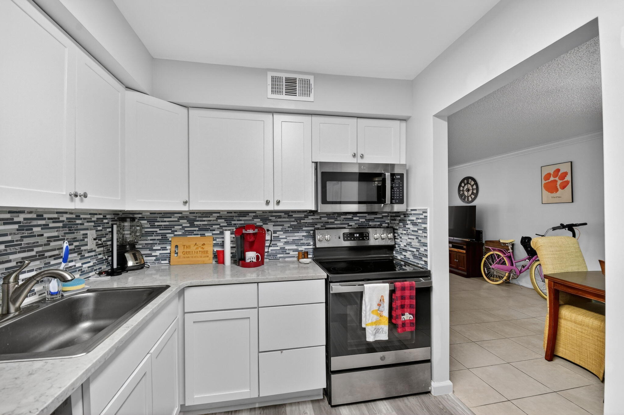 9810 Pineapple Tree Drive 103 Property Photo 14