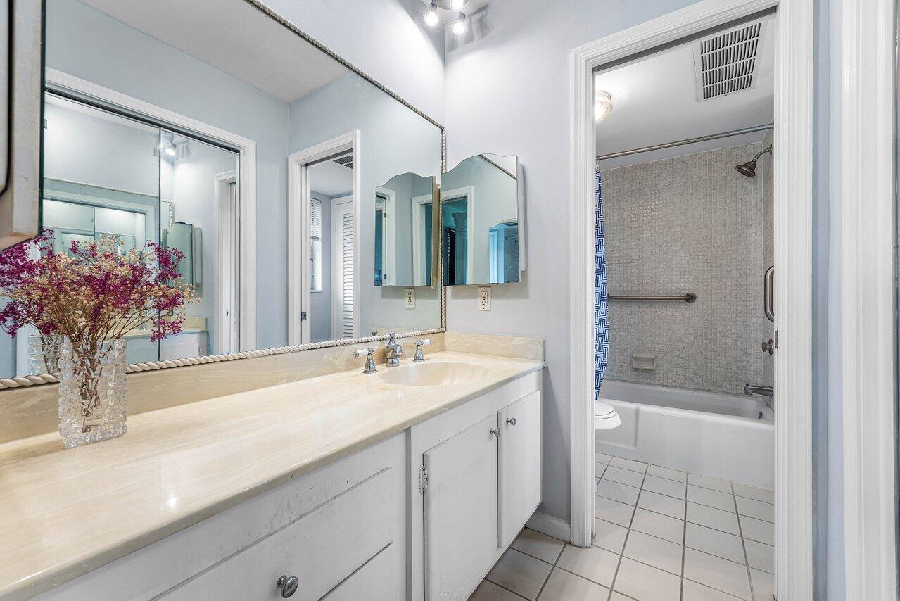 157 Atlantis Boulevard 301 Property Photo 20