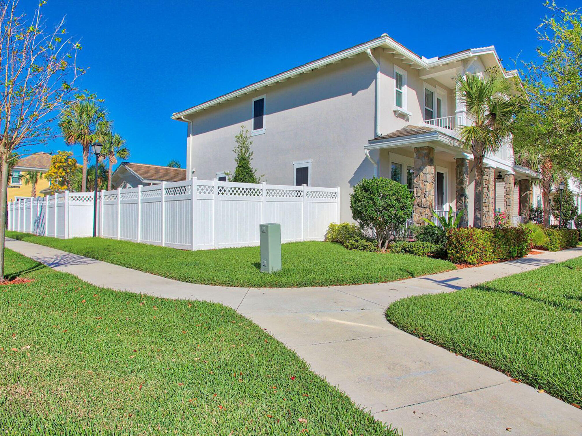 2758 Avalon Way Property Photo 2