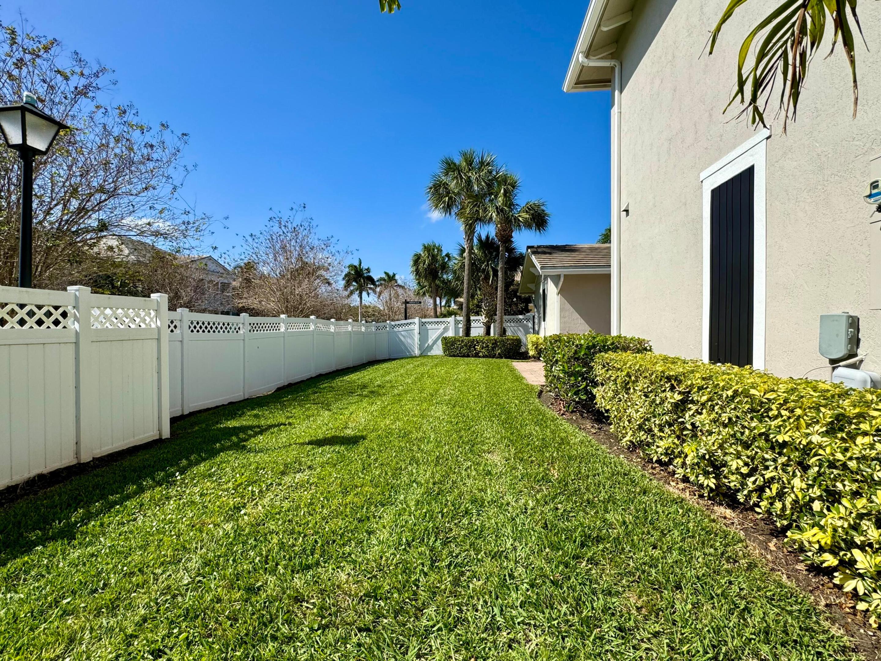 2758 Avalon Way Property Photo 5