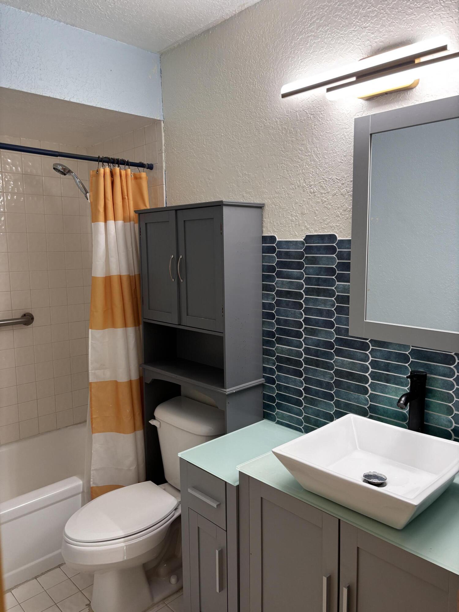 12761 Westhampton Circle Property Photo 15