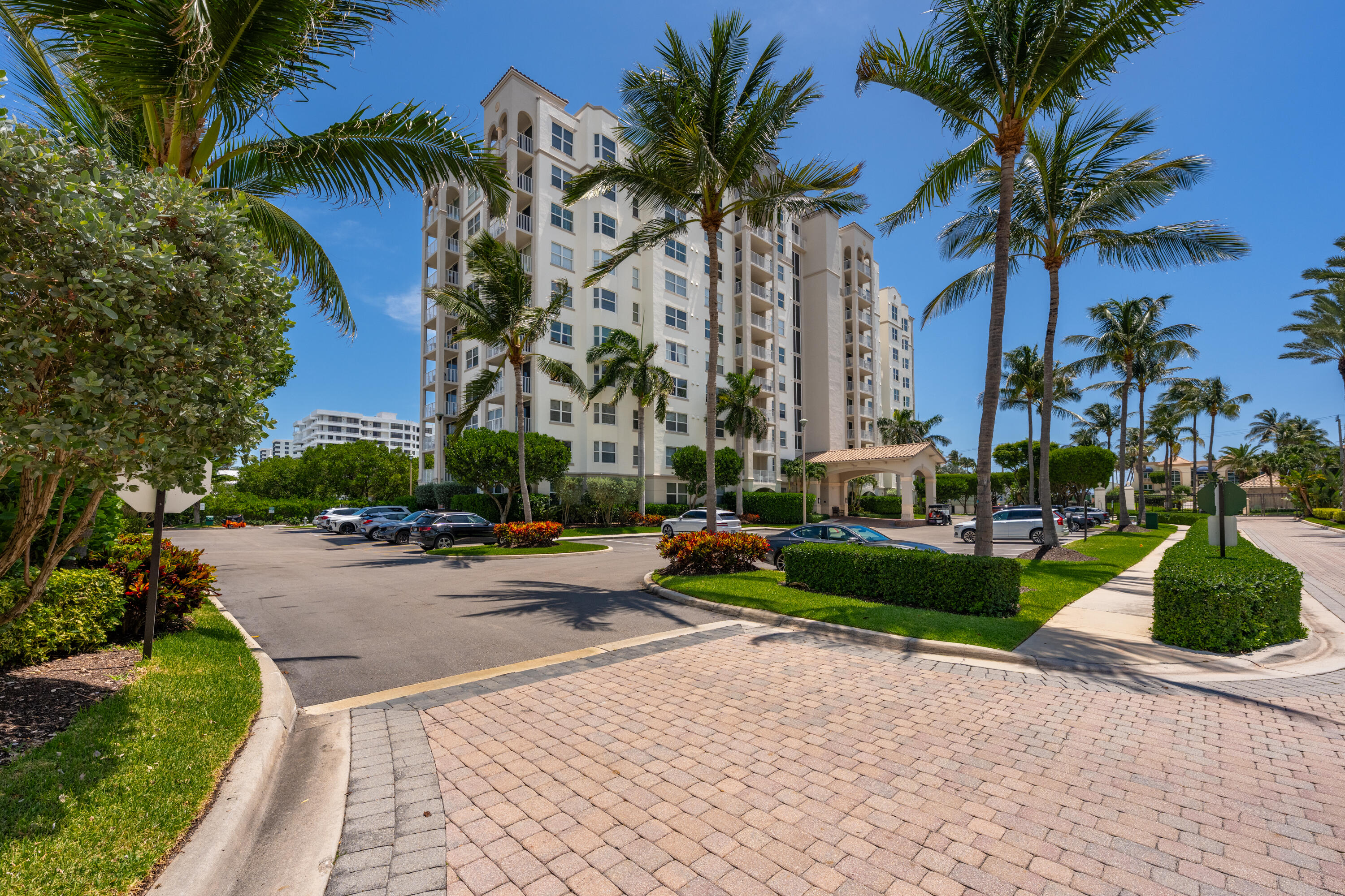 3594 S Ocean Boulevard 604 Property Photo 1