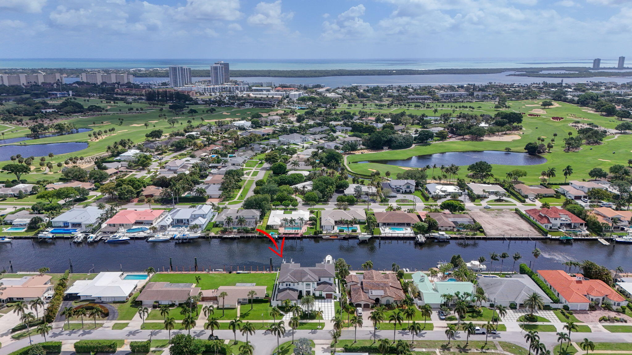 824 Shore Drive Property Photo 5