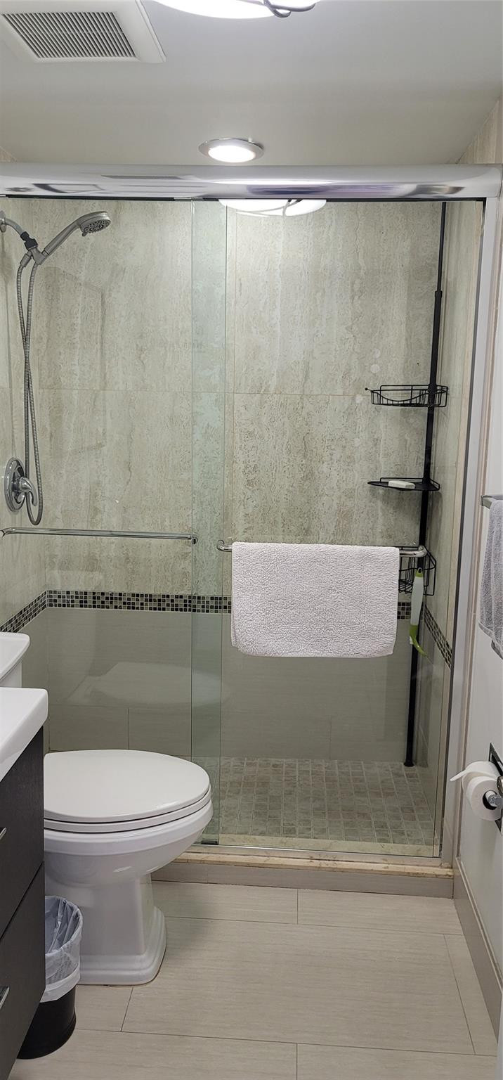 3800 Galt Ocean Drive 811 Property Photo 13