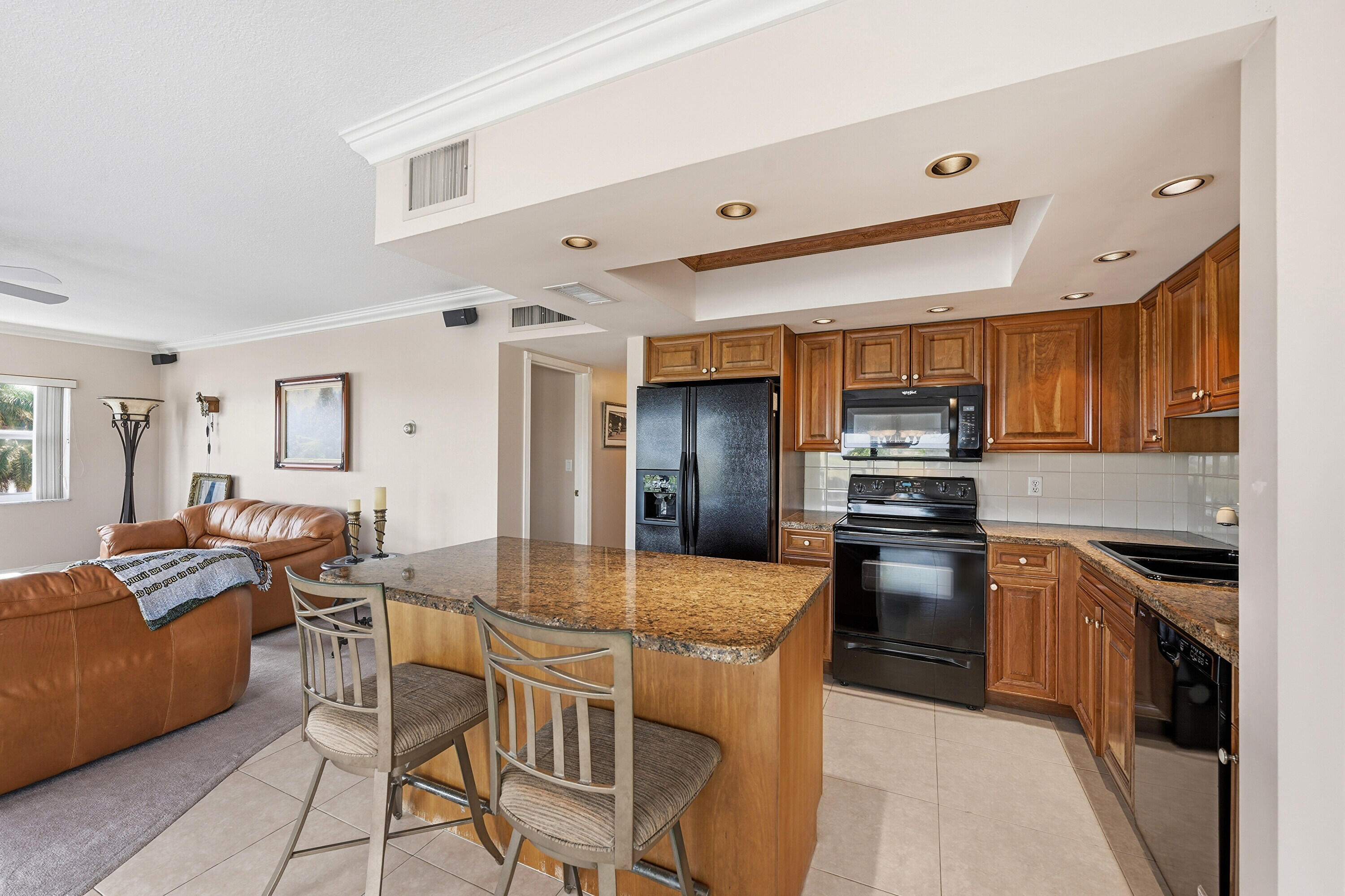1839 Middle River Drive 302 Property Photo 4