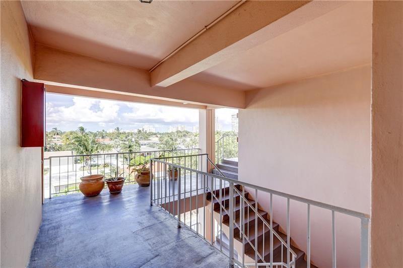 1967 S Ocean Boulevard 211-c Property Photo 28