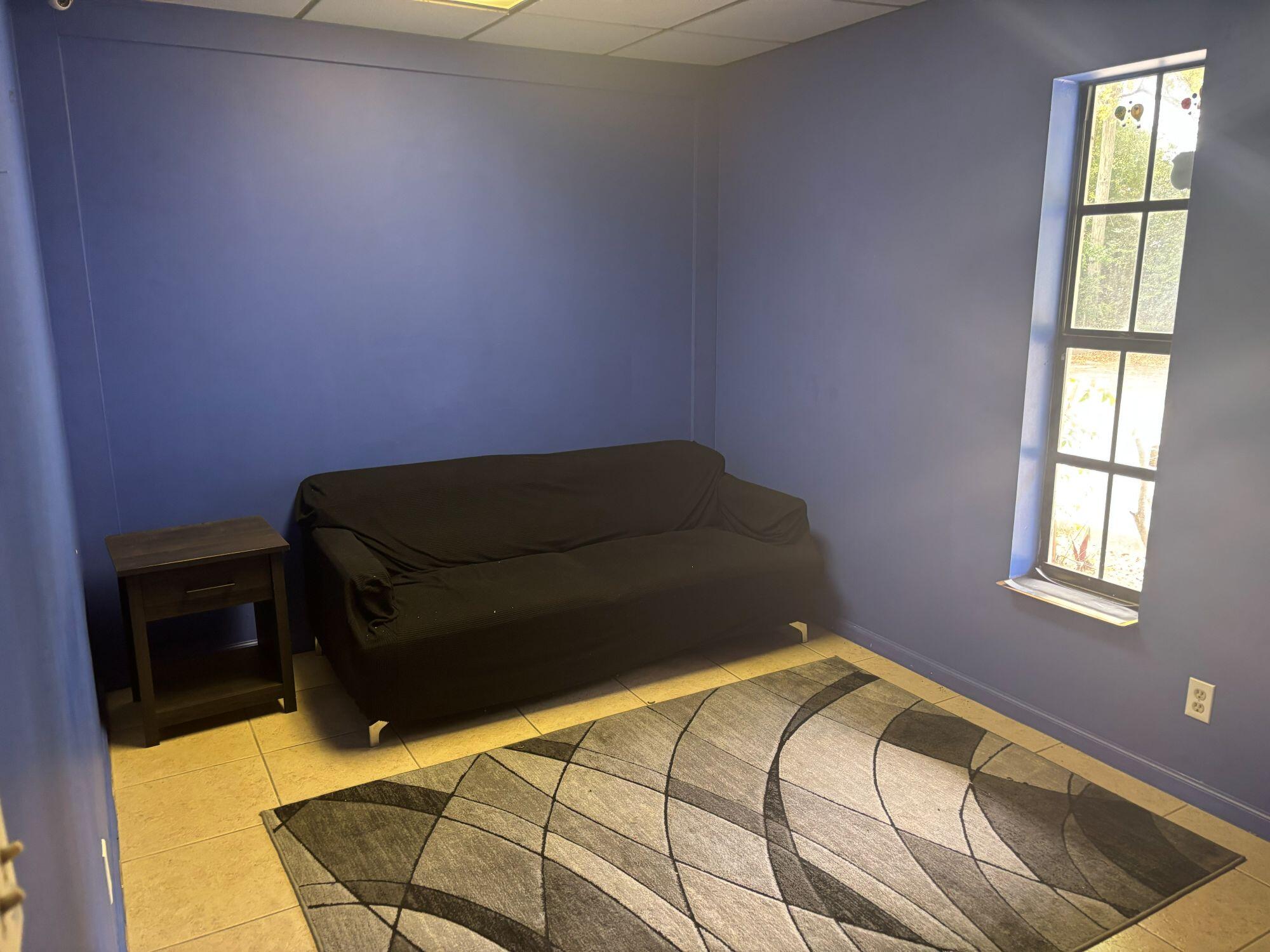 2734 Polk Street D & E Property Photo 2