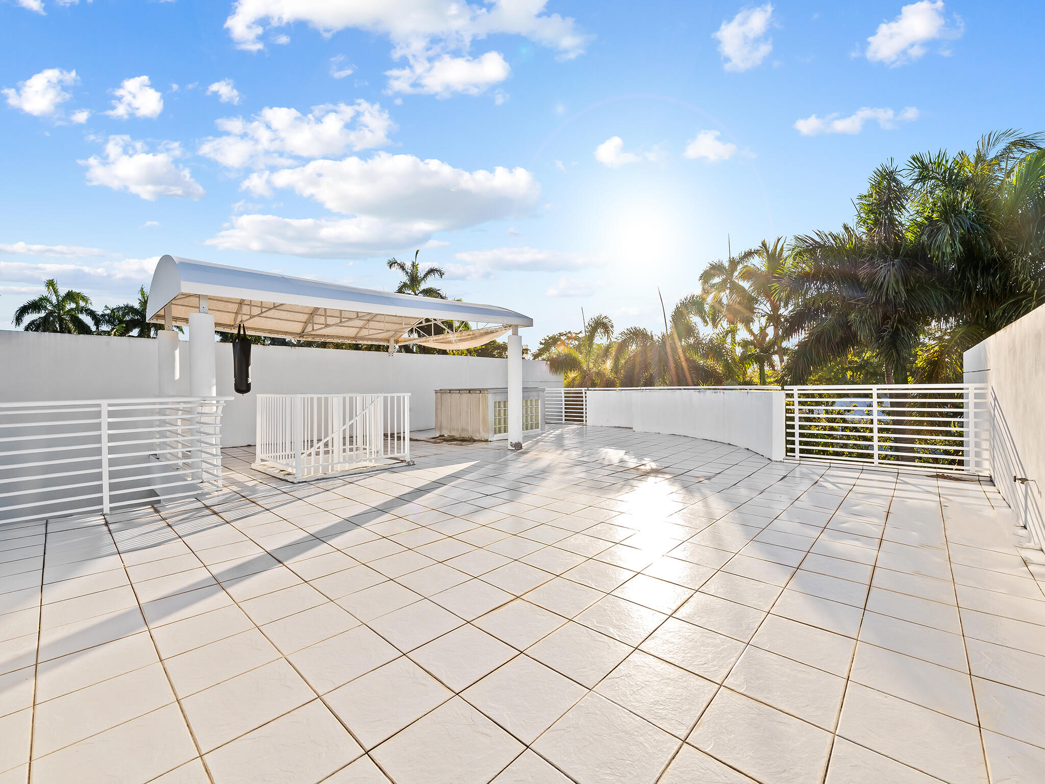450 Victoria Terrace Property Photo 45