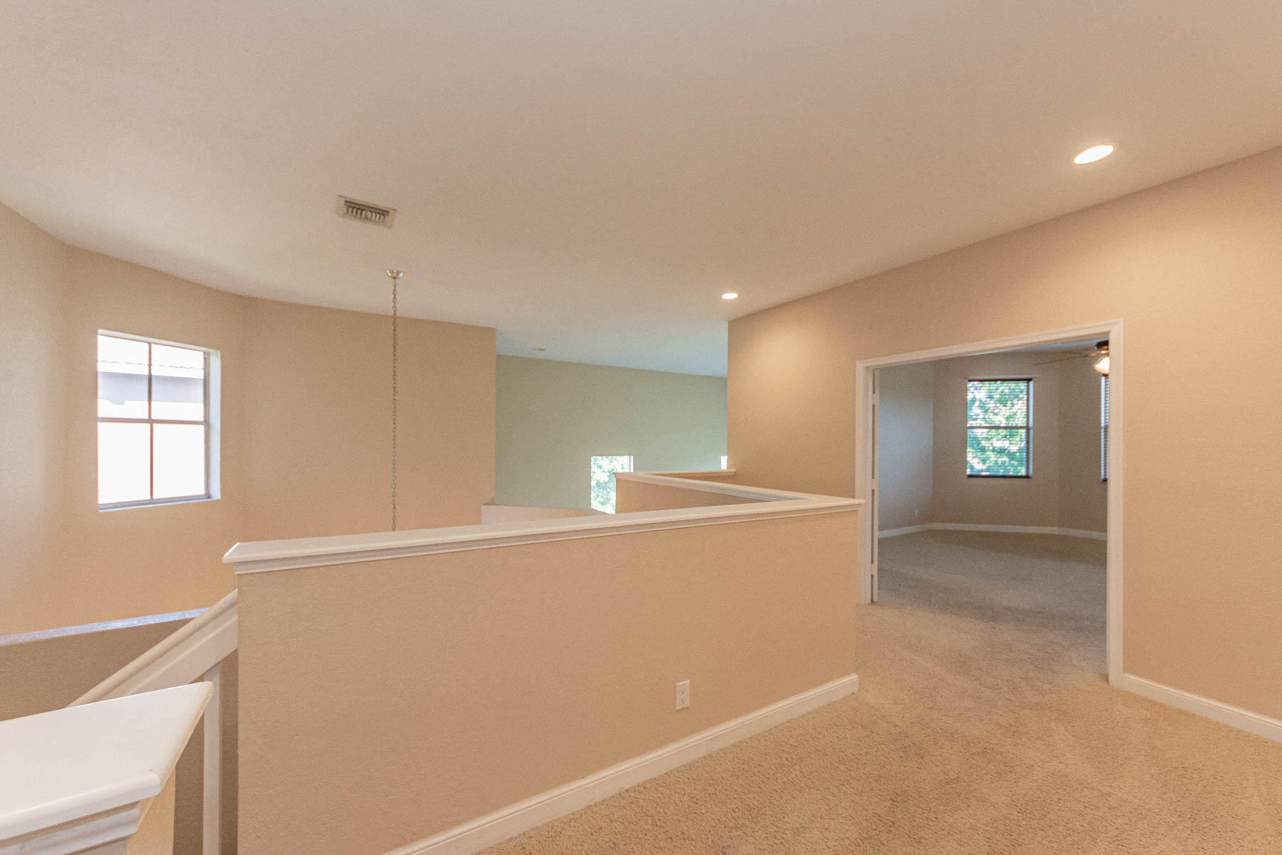 6027 Arlington Way Property Photo 21