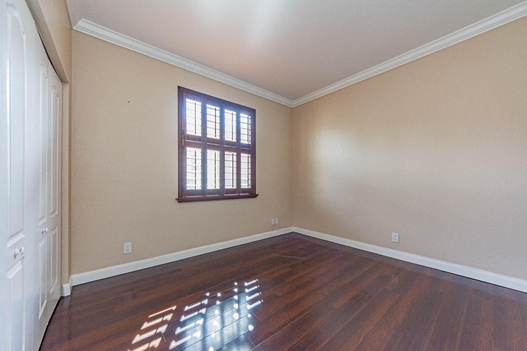 6027 Arlington Way Property Photo 31