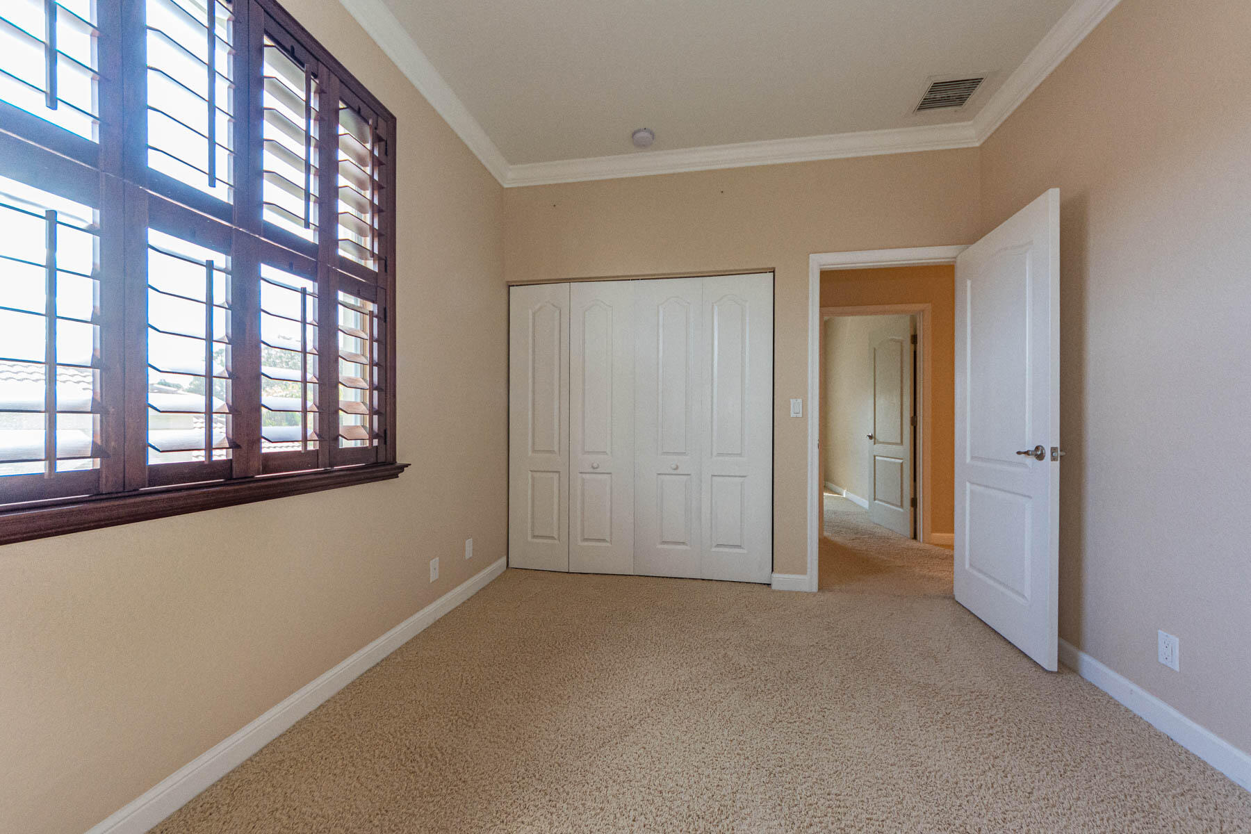 6027 Arlington Way Property Photo 34