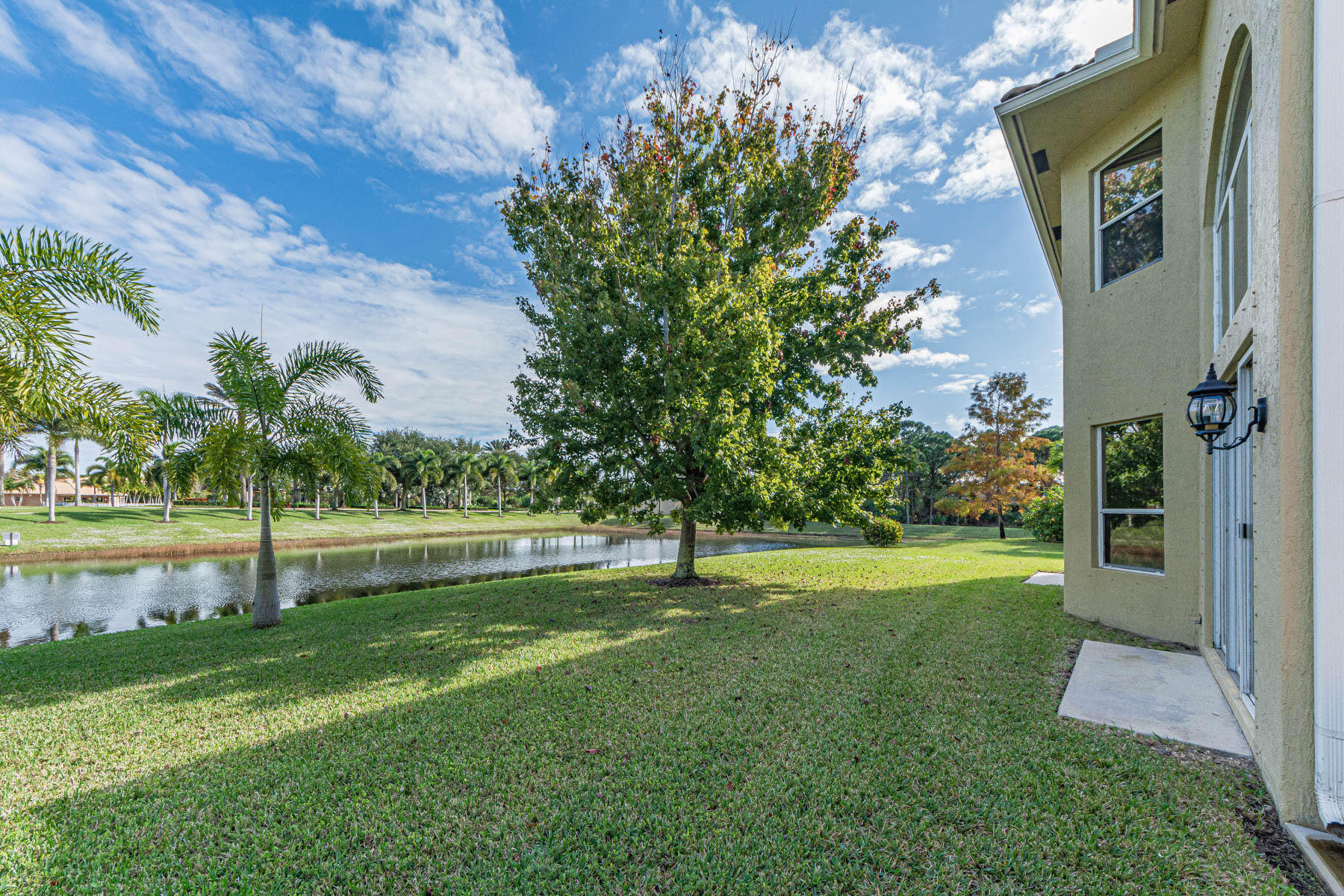 6027 Arlington Way Property Photo 42