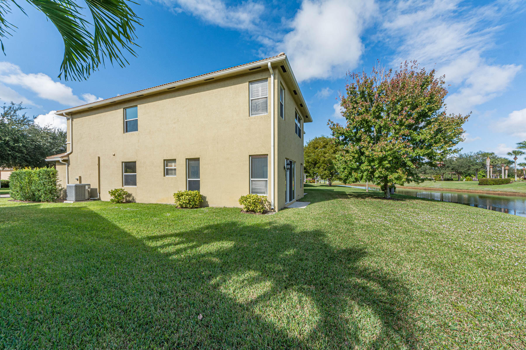 6027 Arlington Way Property Photo 43