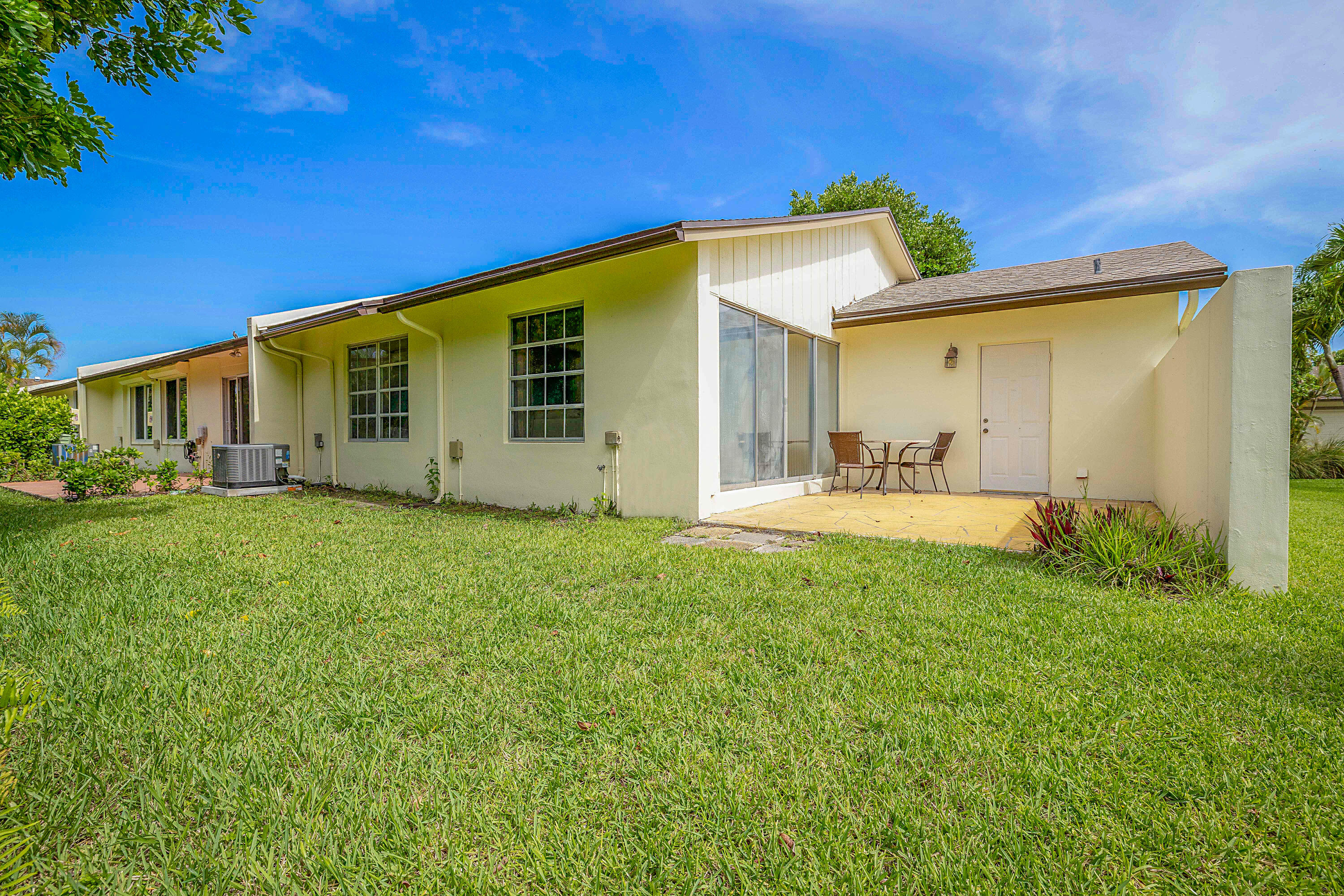 5231 Copperleaf Circle Property Photo 24