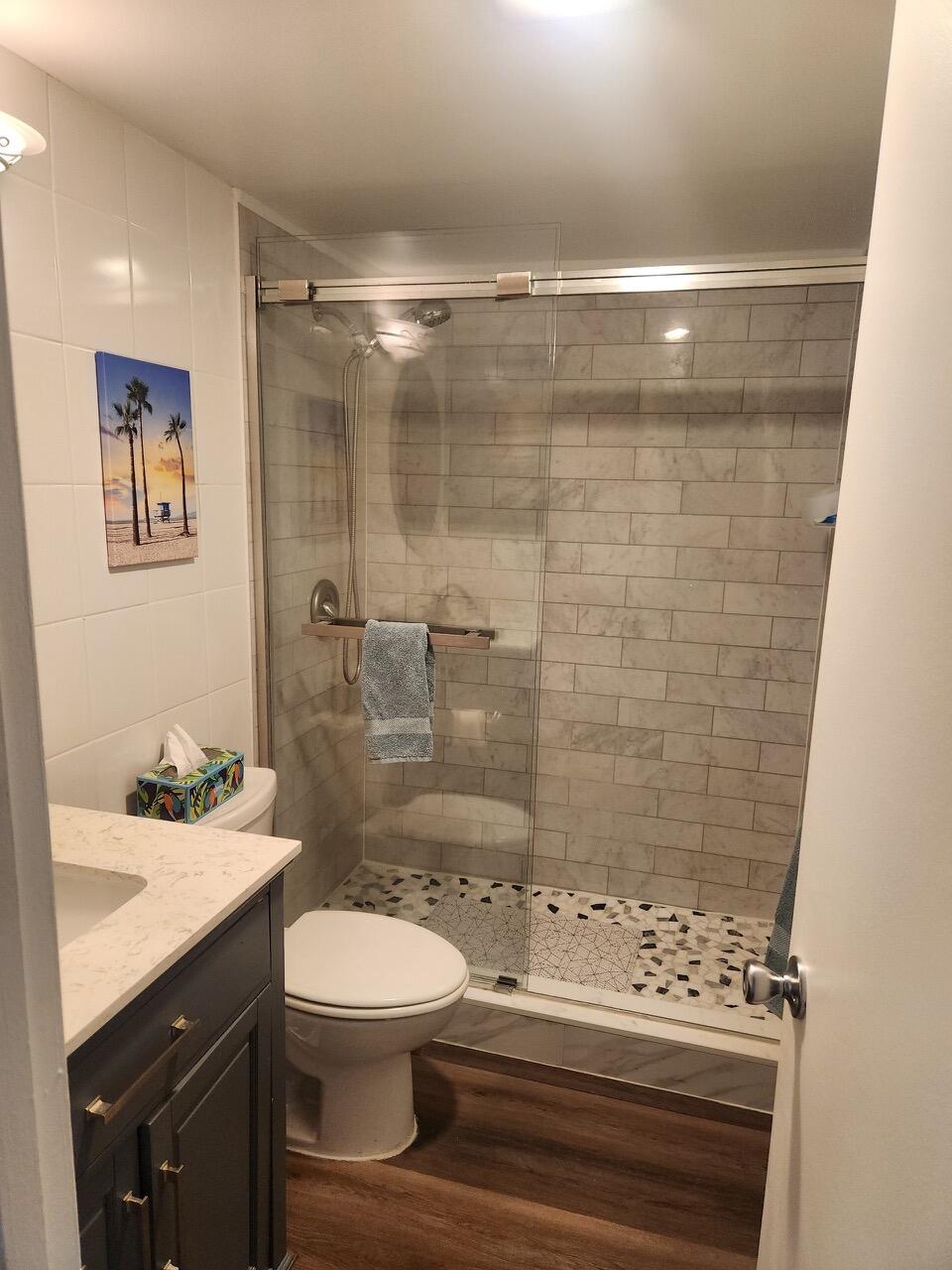 102 Westbury E 102 Property Photo 10