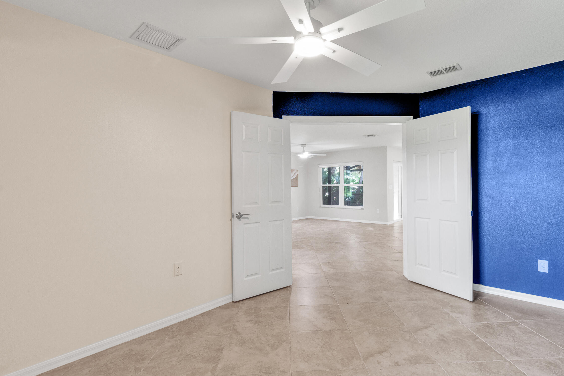 1670 Pointe West Way 1670 Property Photo 15