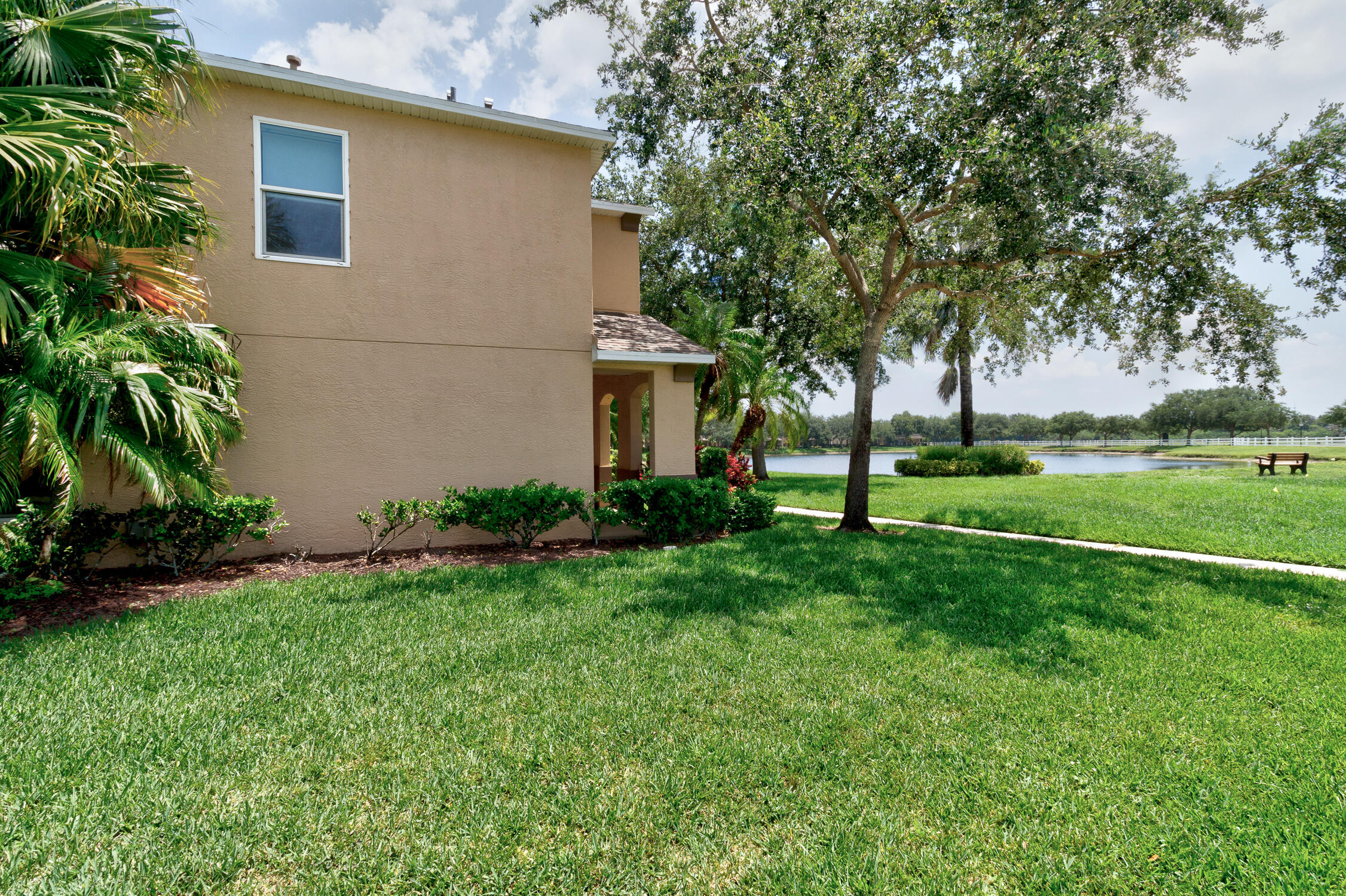 1670 Pointe West Way 1670 Property Photo 32