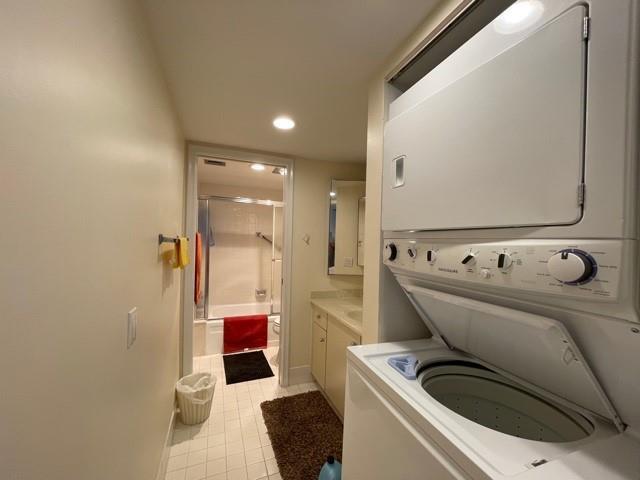 3304 Aruba Way J4 Property Photo 7