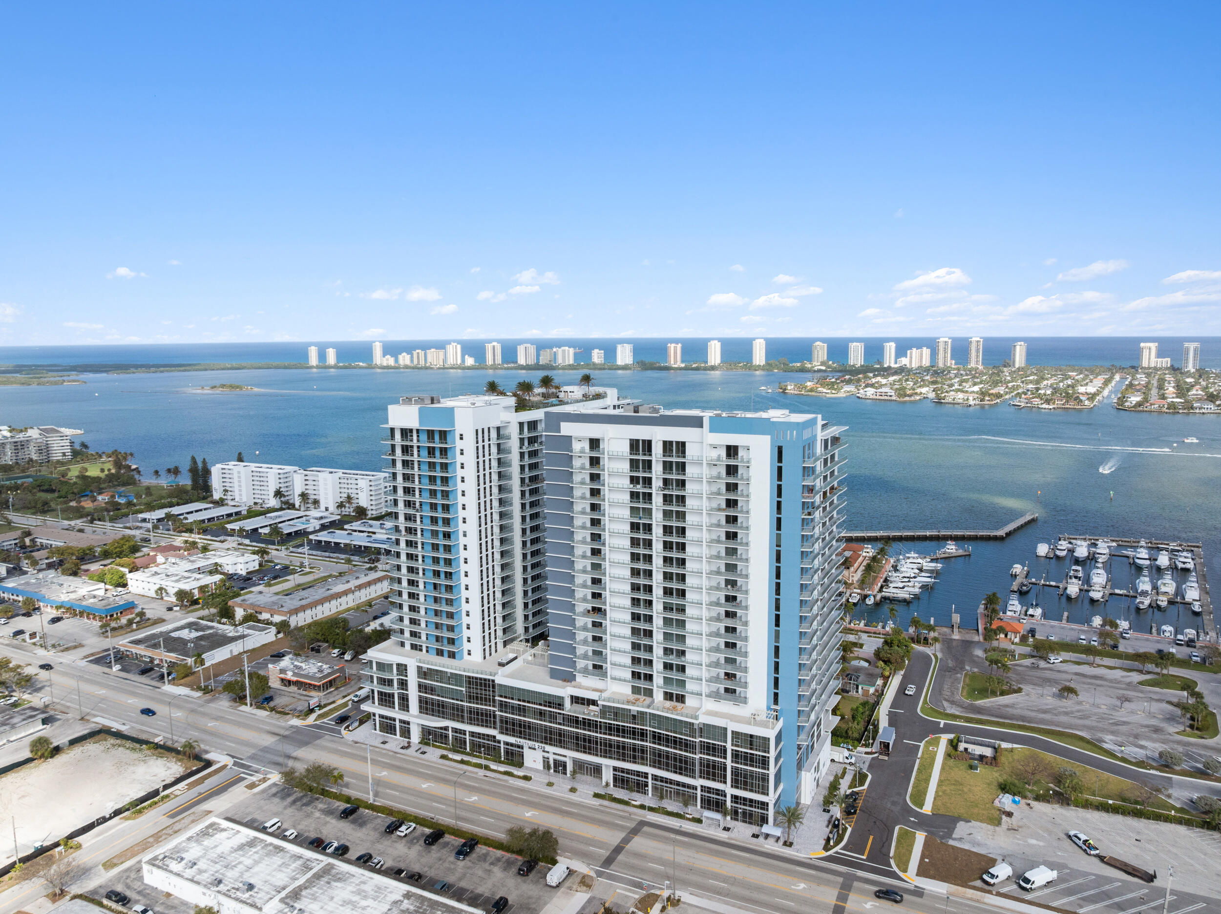 220 Lake Shore Drive 1523 Property Photo 60