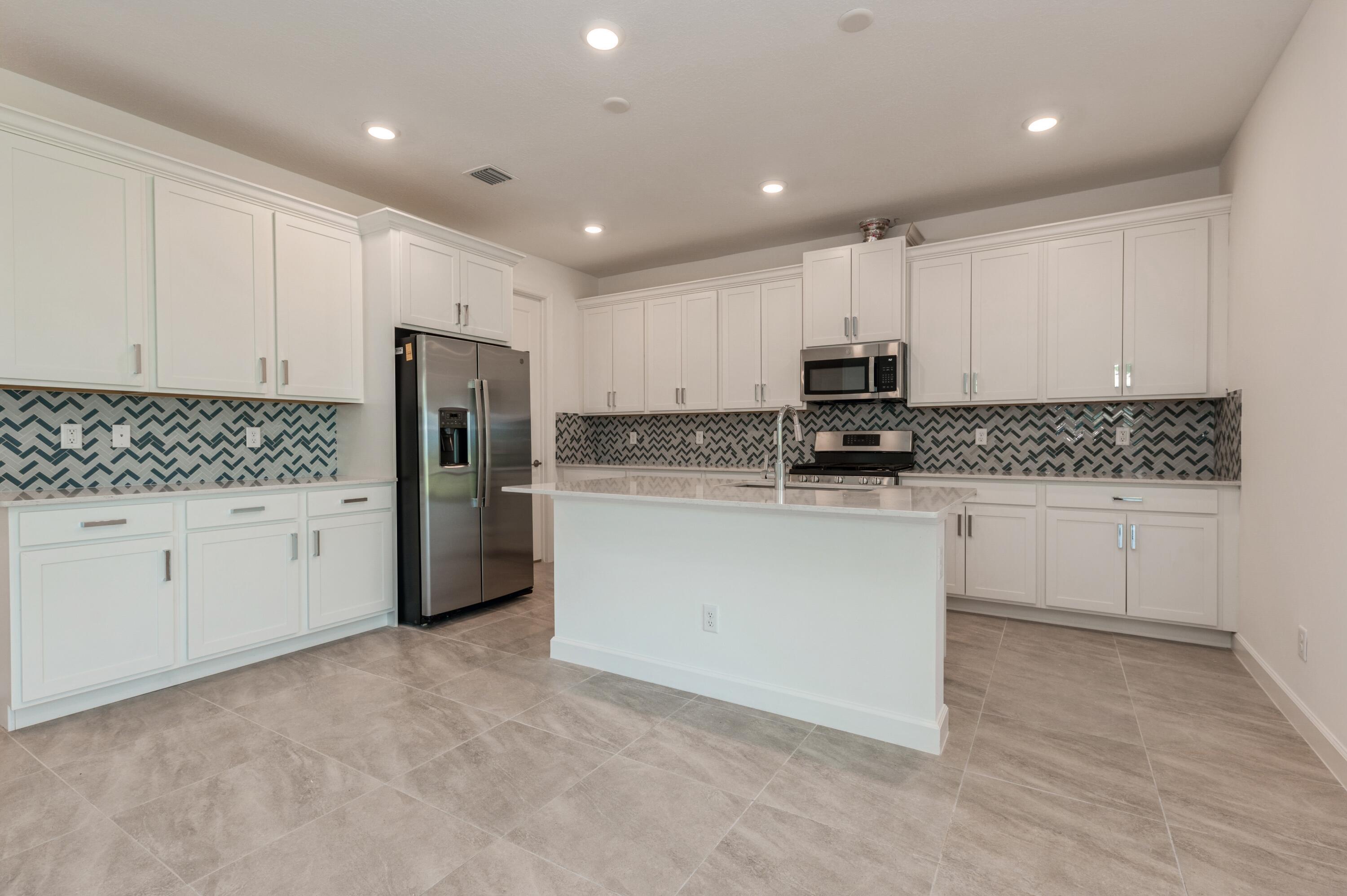 1252 Haywagon Trail Property Photo 8