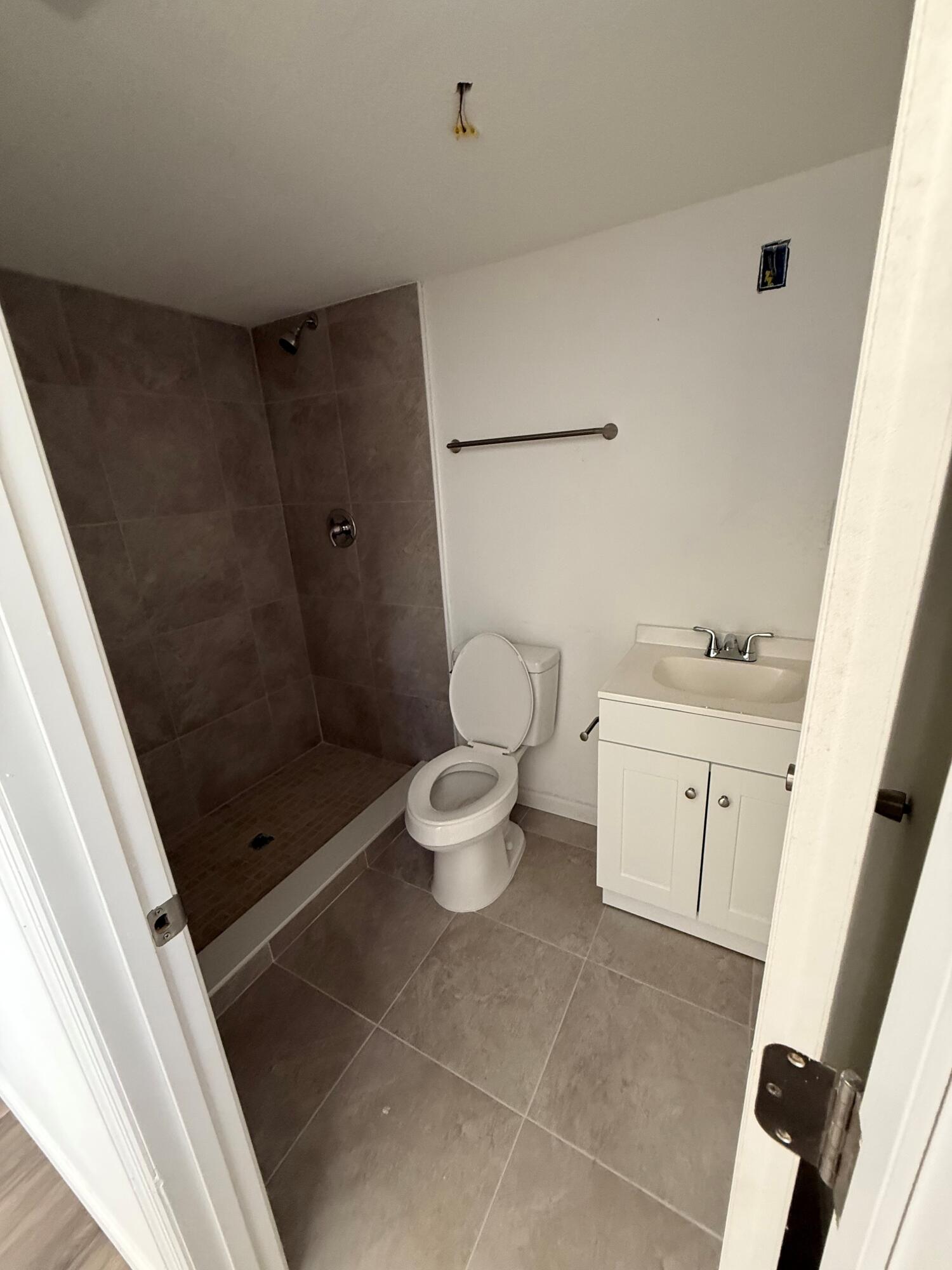 18 E Pleasant Street Property Photo 20