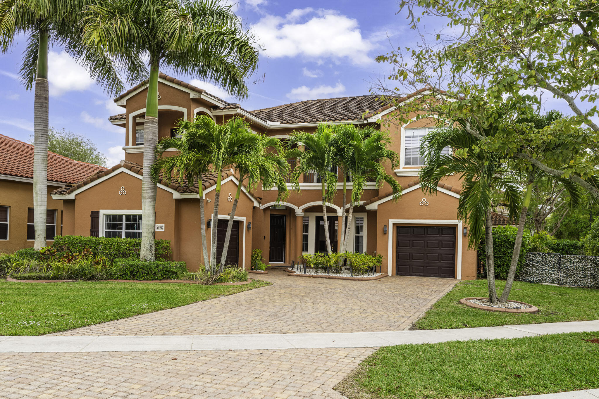 658 Cresta Circle Property Photo 1
