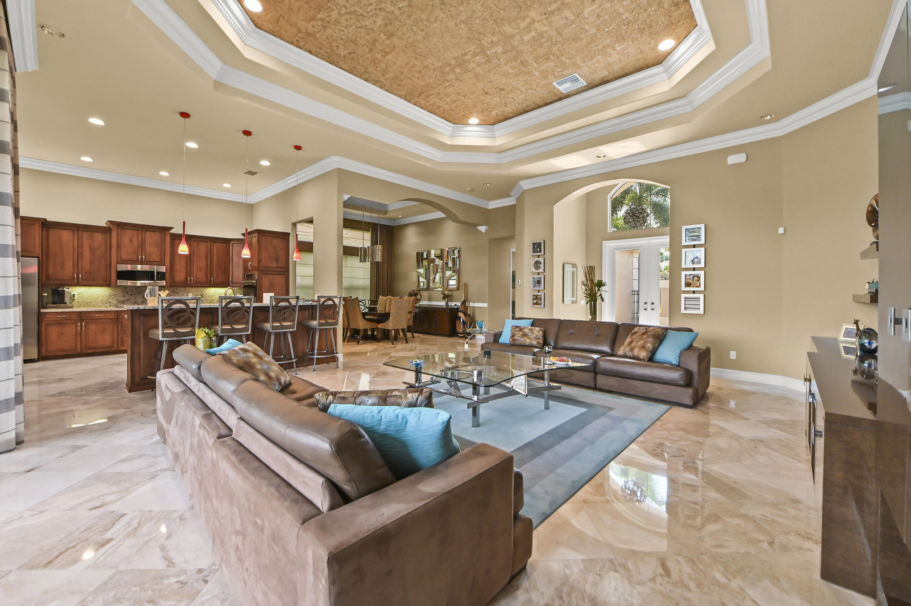 10540 Whitewind Circle Property Photo 7