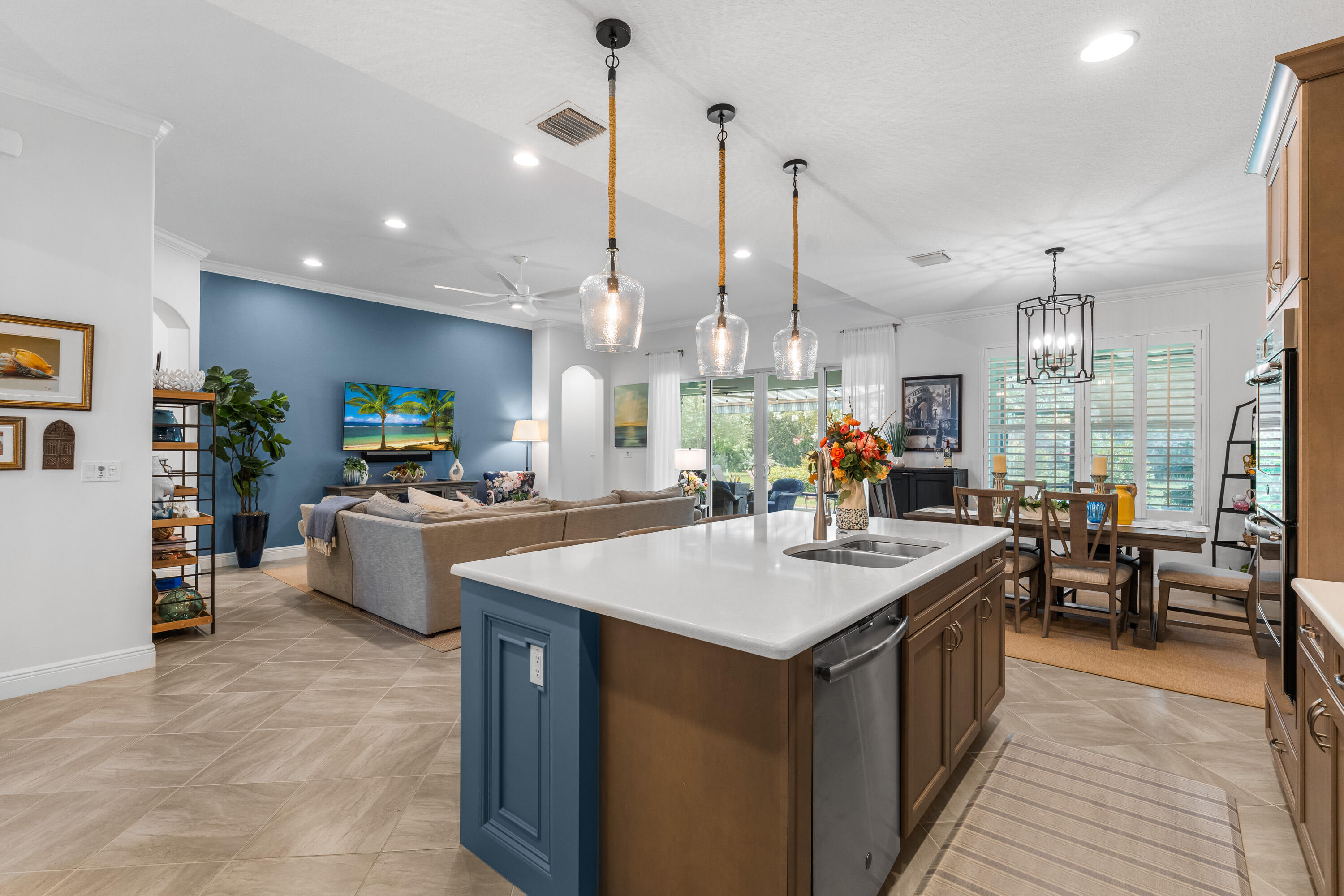 1573 Segovia Circle Property Photo 16