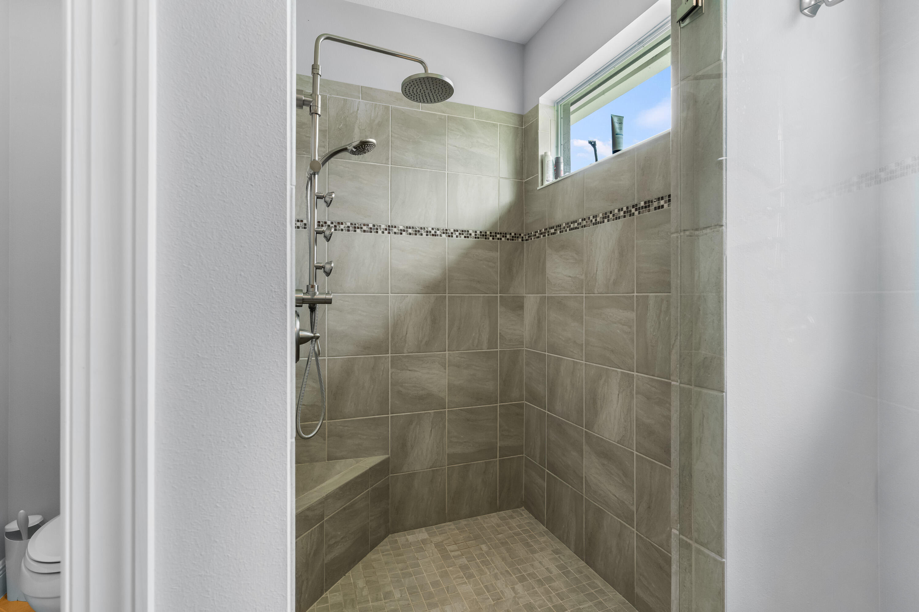1573 Segovia Circle Property Photo 28