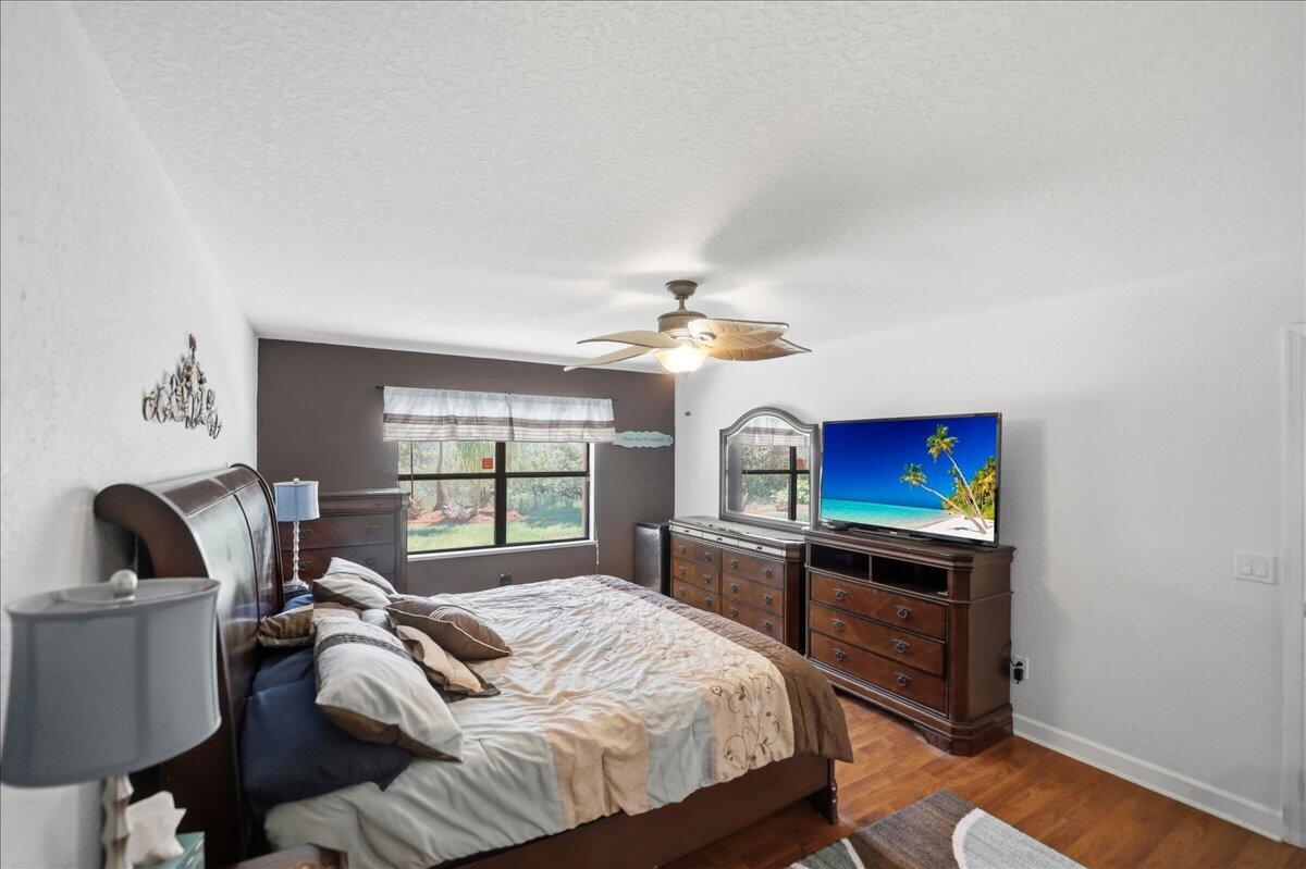 130 Mediterranean Boulevard N Property Photo 14