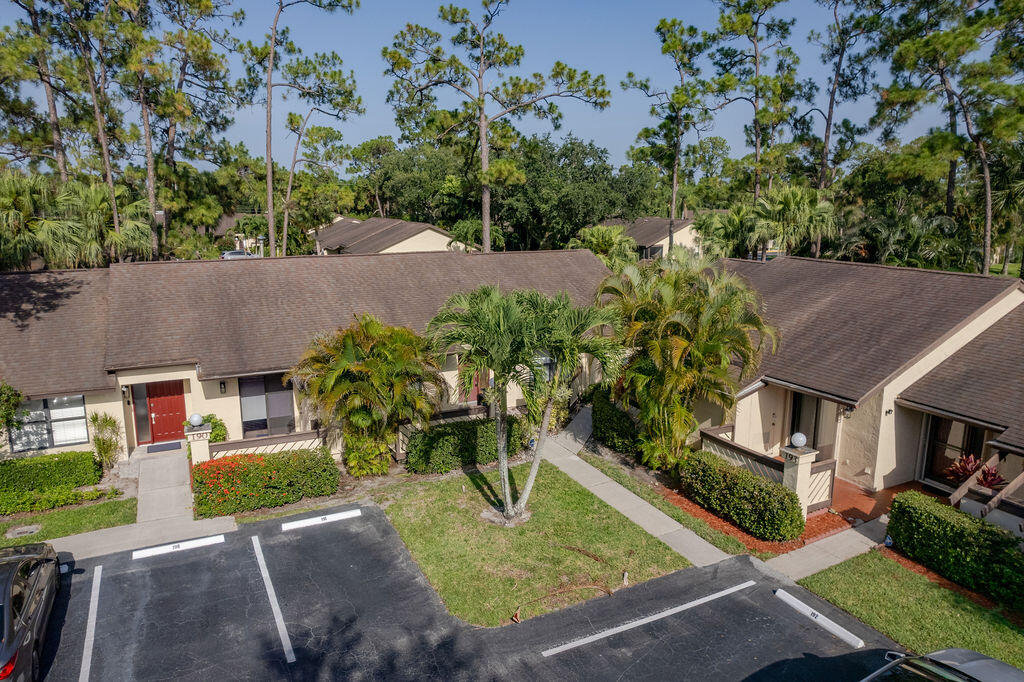 191 Mastic Tree Court Property Photo 1