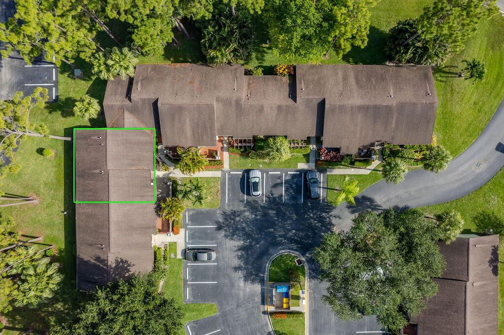 191 Mastic Tree Court Property Photo 8