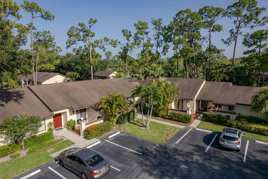 191 Mastic Tree Court Property Photo 11