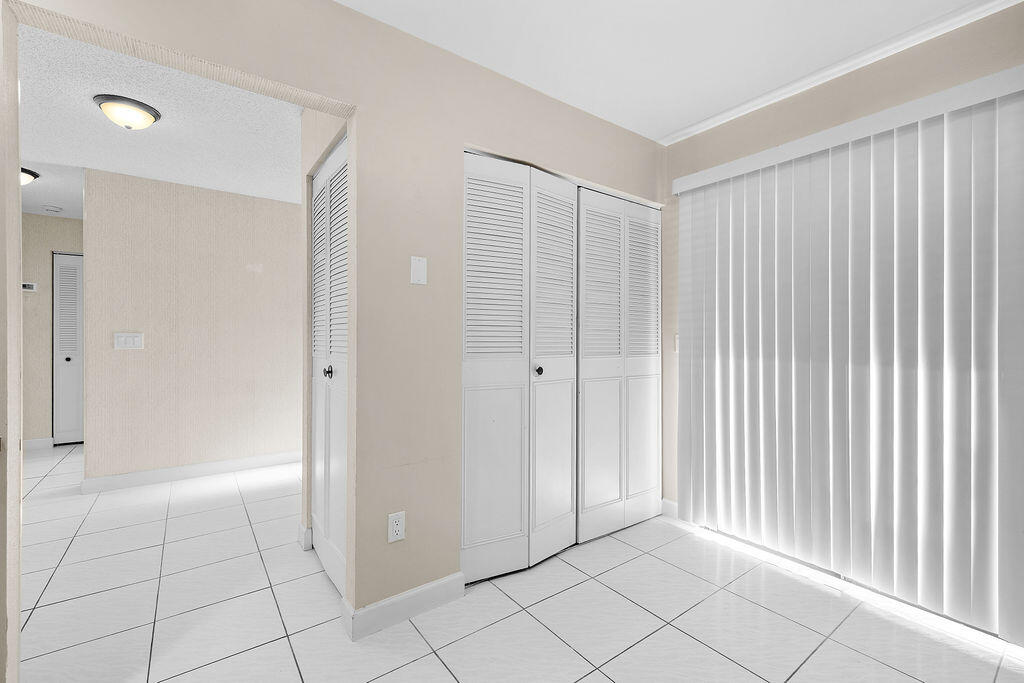 191 Mastic Tree Court Property Photo 15
