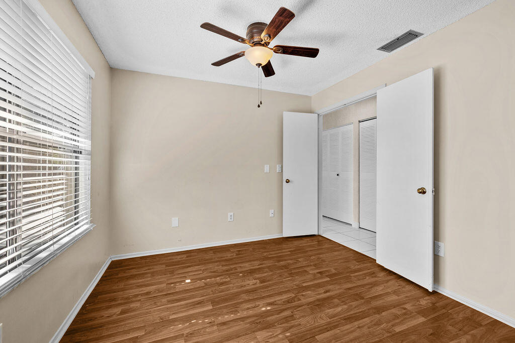 191 Mastic Tree Court Property Photo 21