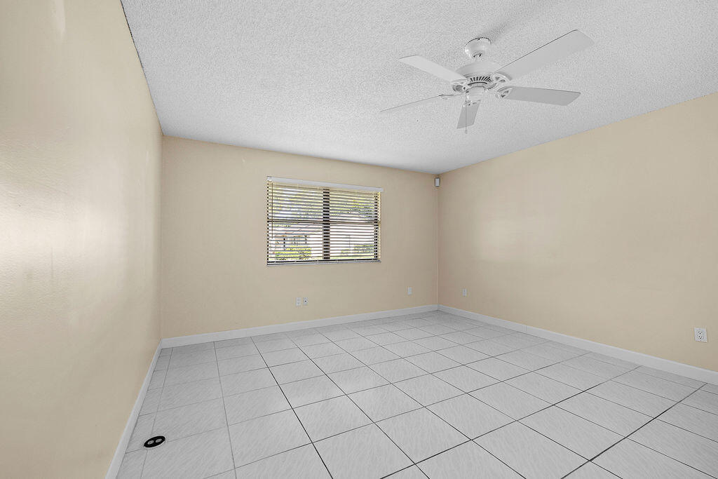 191 Mastic Tree Court Property Photo 23