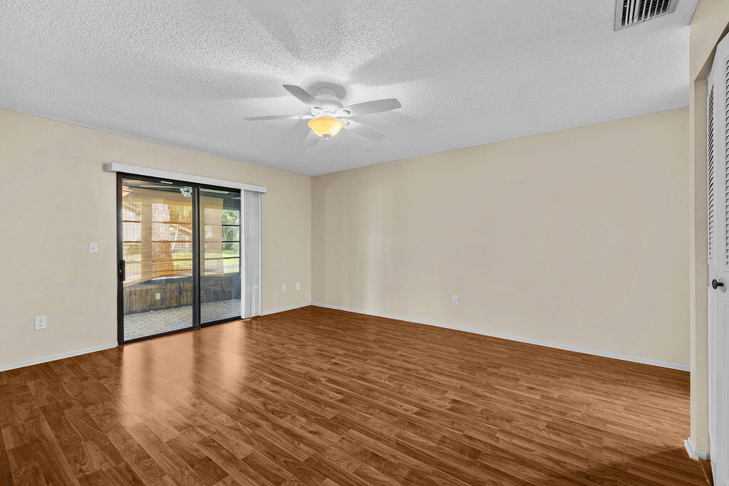 191 Mastic Tree Court Property Photo 27