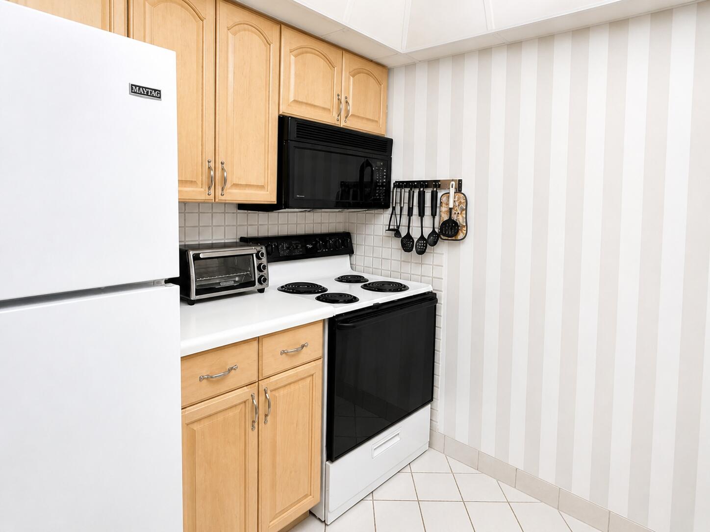 4501 S Ocean Boulevard D4 Property Photo 10