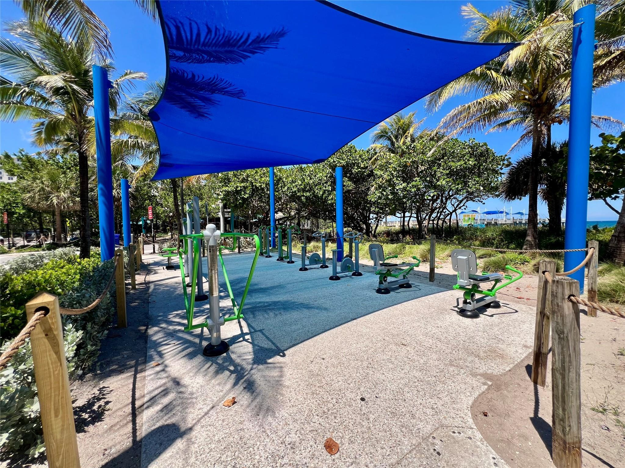133 N Pompano Beach Boulevard 1506 Property Photo 25