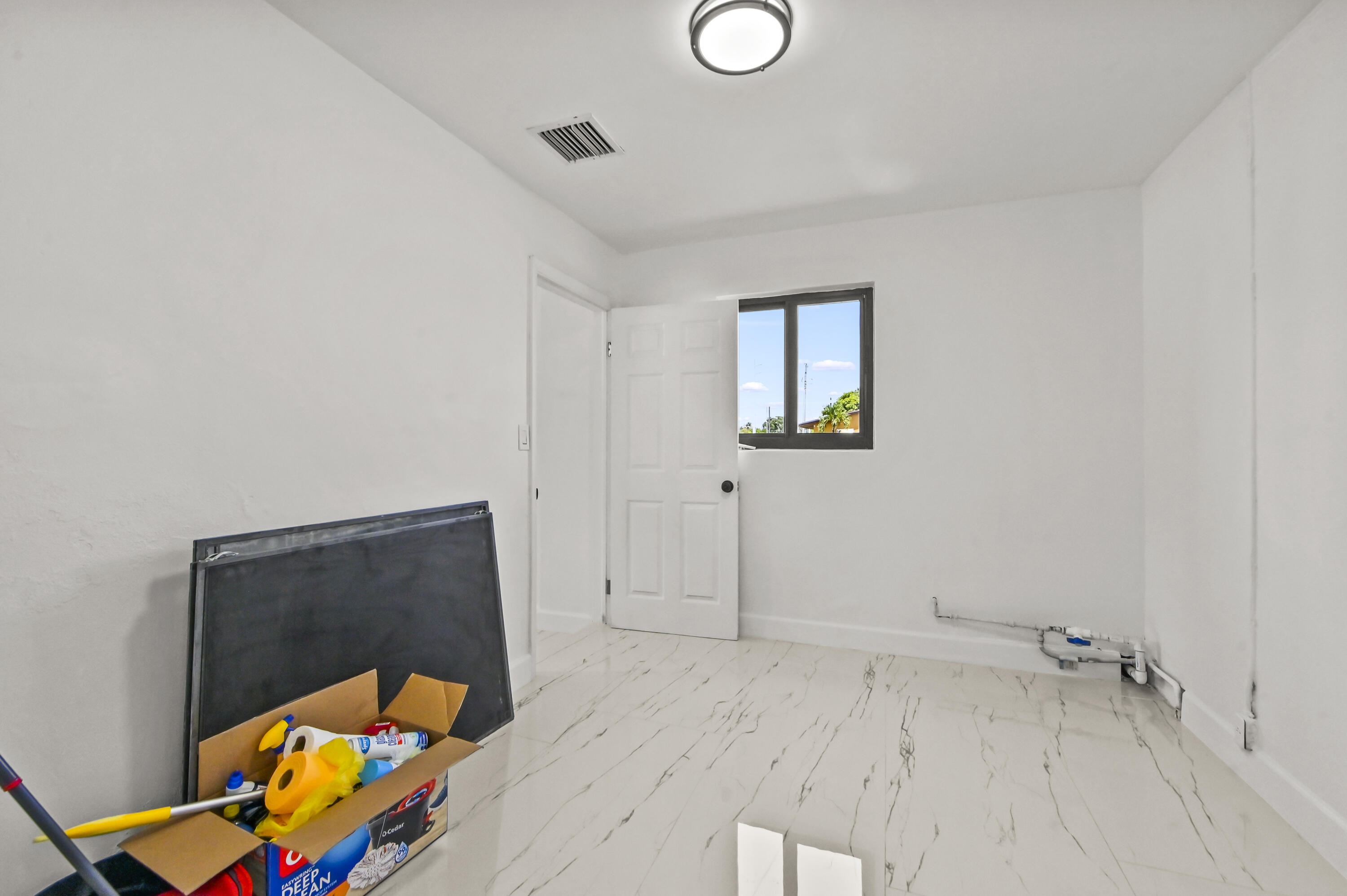 3645 Melaleuca Lane Property Photo 10