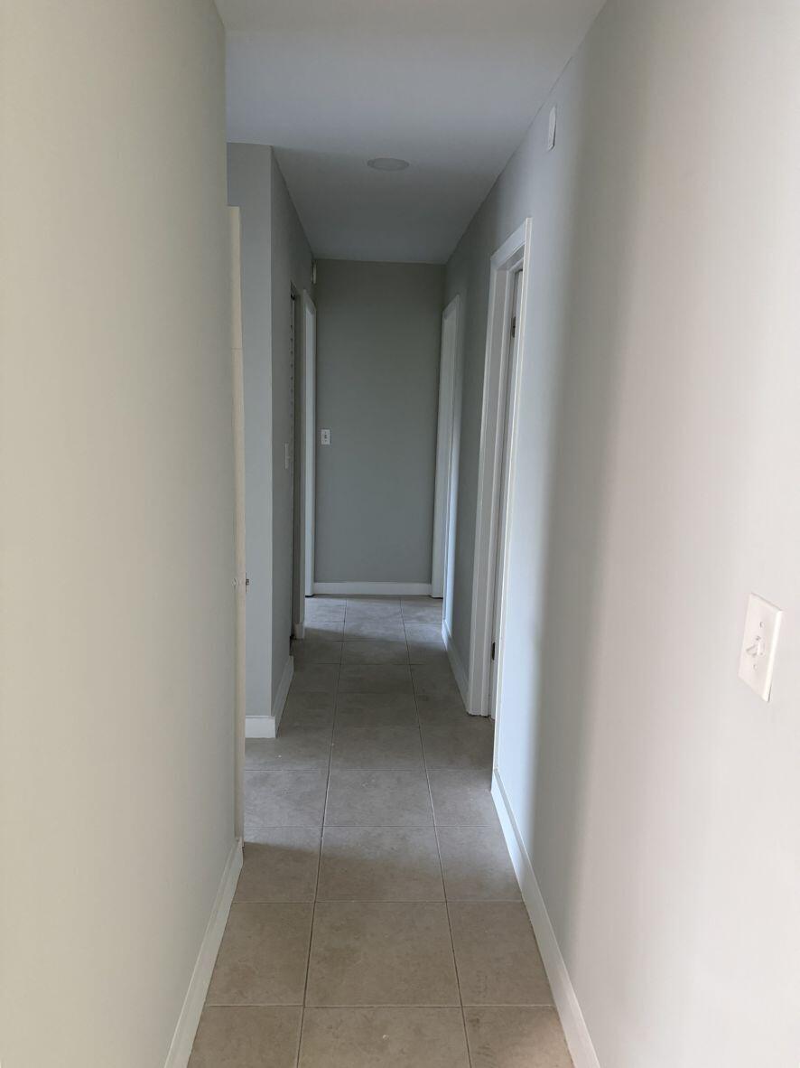 2810 Riverside Drive 201-4 Property Photo 7