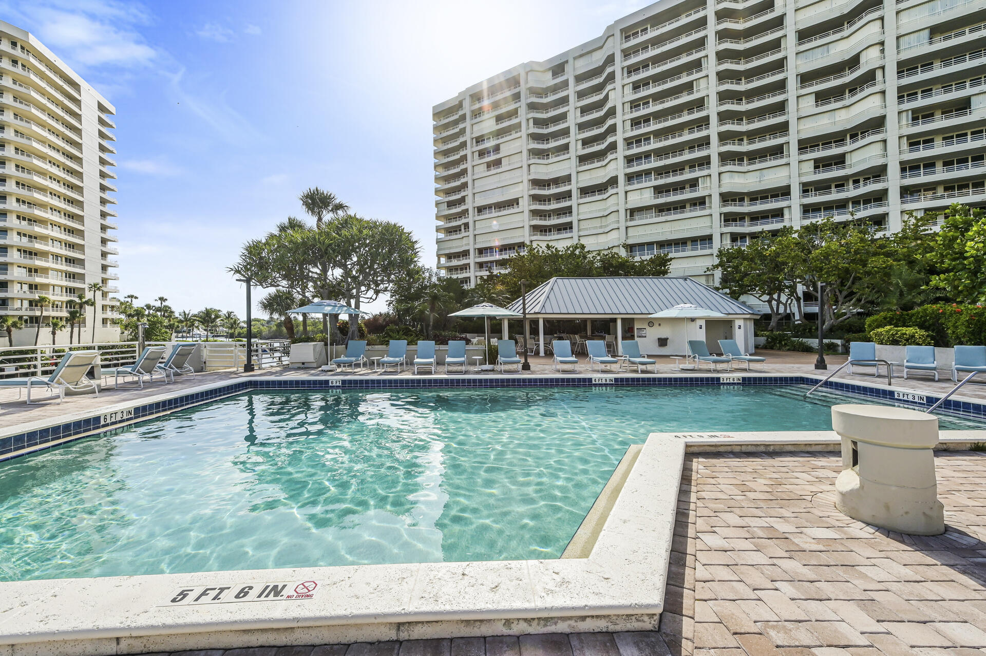 4201 N Ocean Boulevard 1605 Property Photo 27