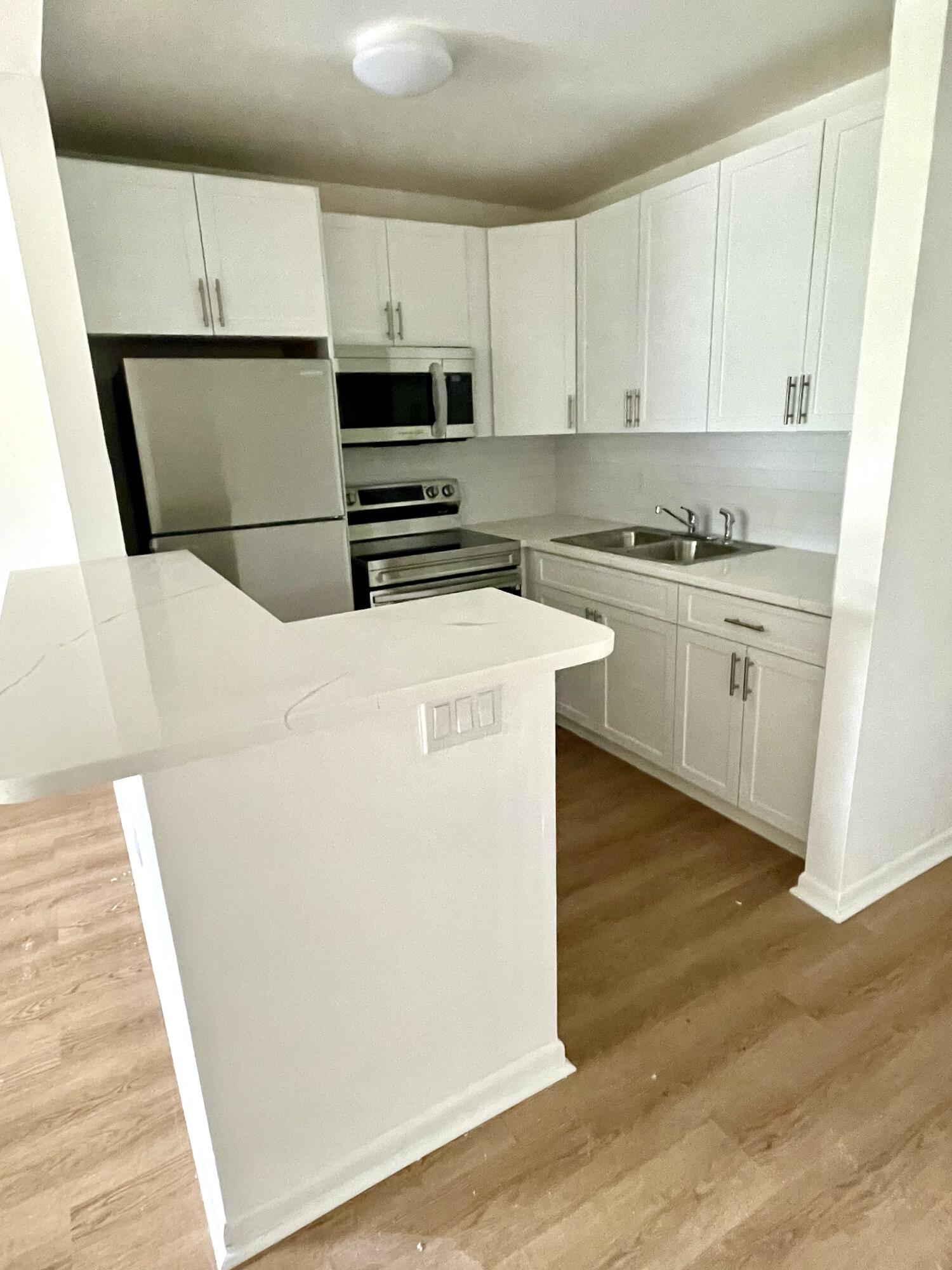 203 Easthampton I Property Photo 9