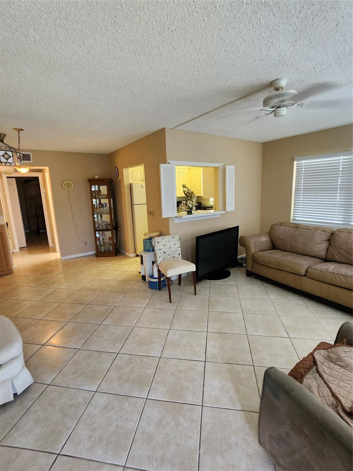 104 Westbury E Property Photo 1