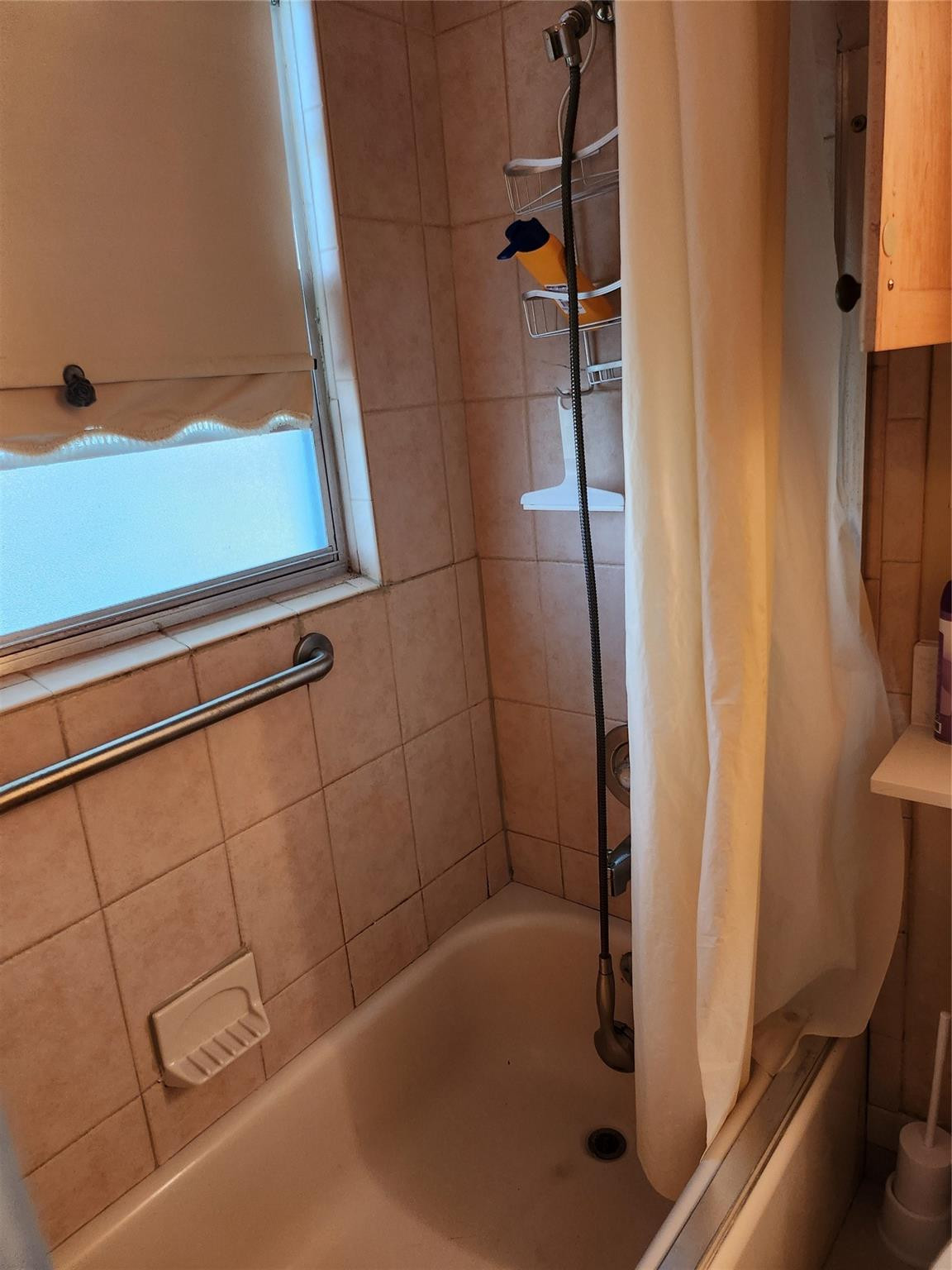 104 Westbury E Property Photo 13