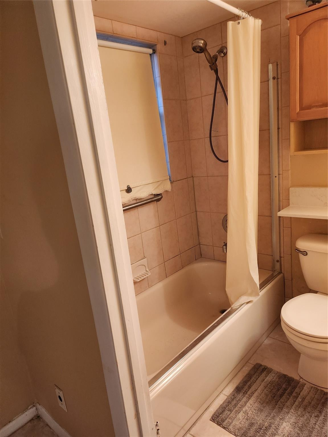 104 Westbury E Property Photo 19
