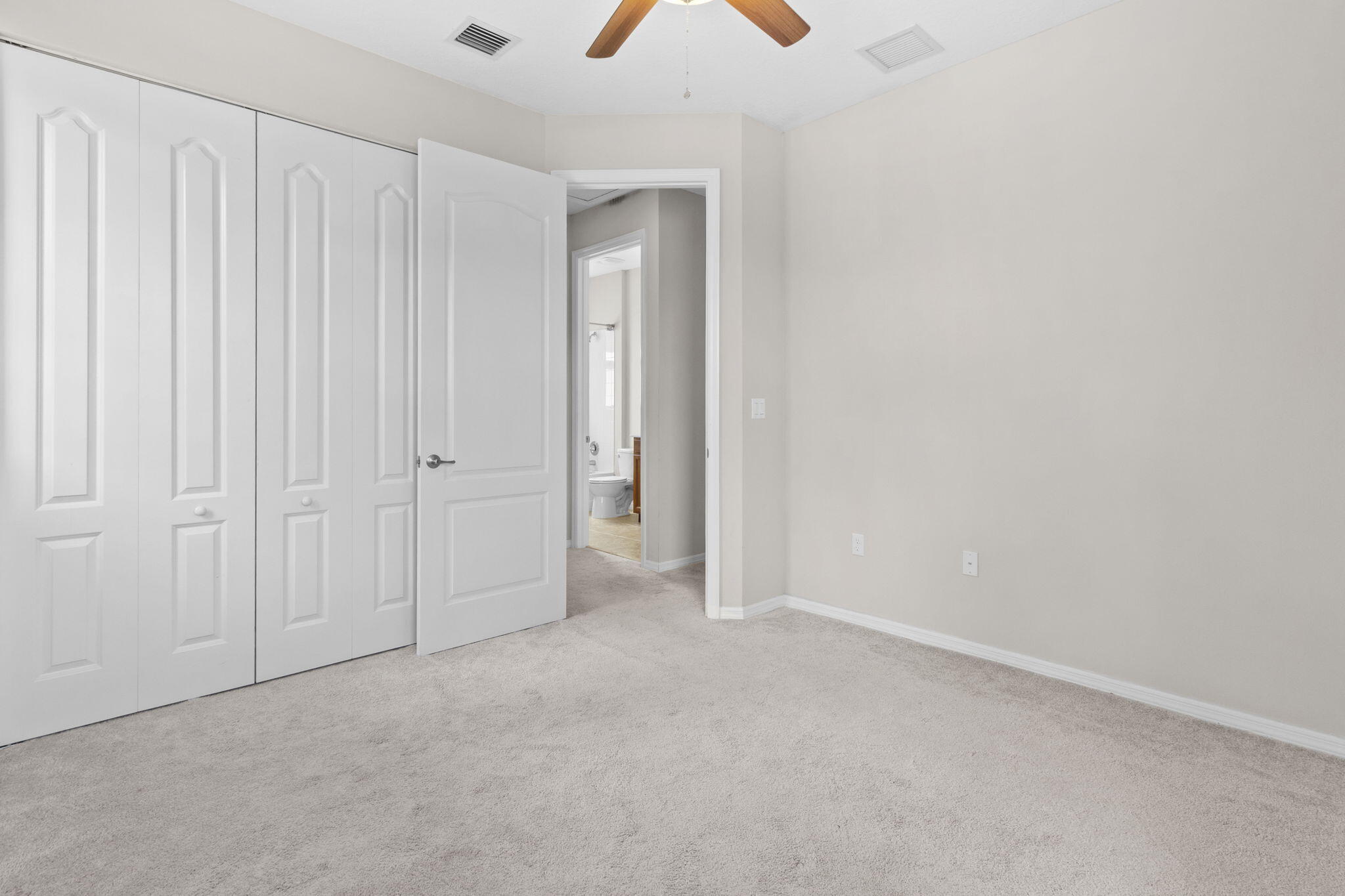 5319 Falcon Trail Property Photo 40