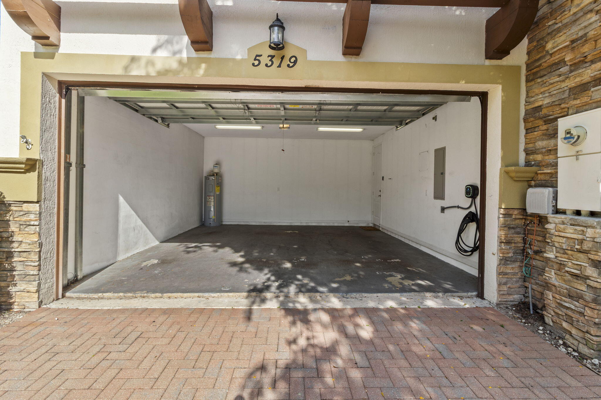 5319 Falcon Trail Property Photo 53