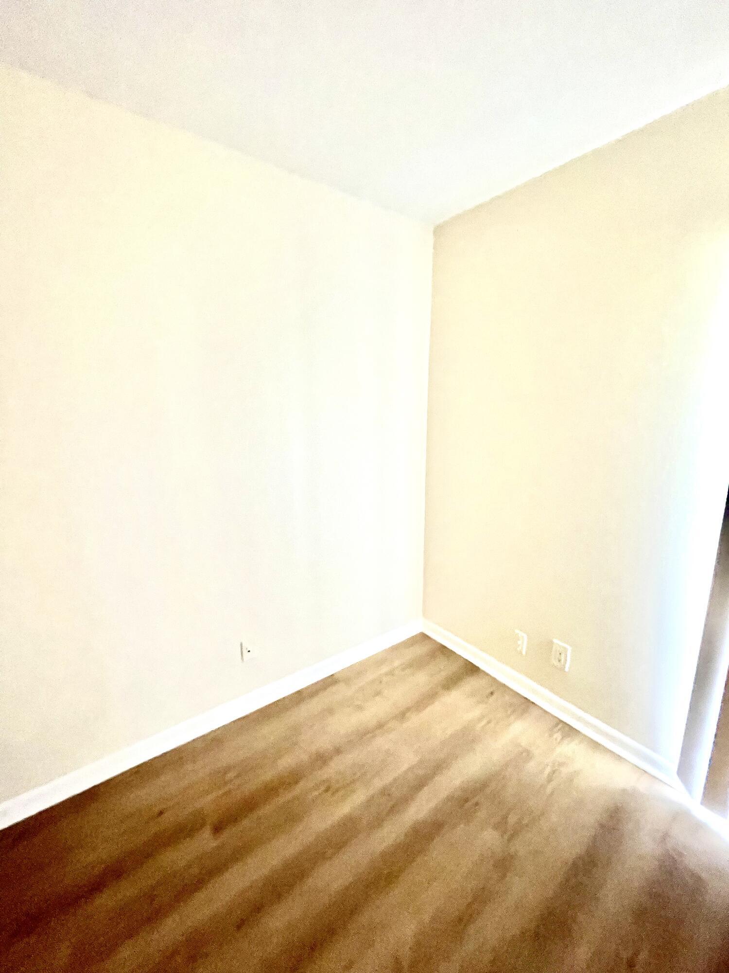 203 Easthampton I Property Photo 6